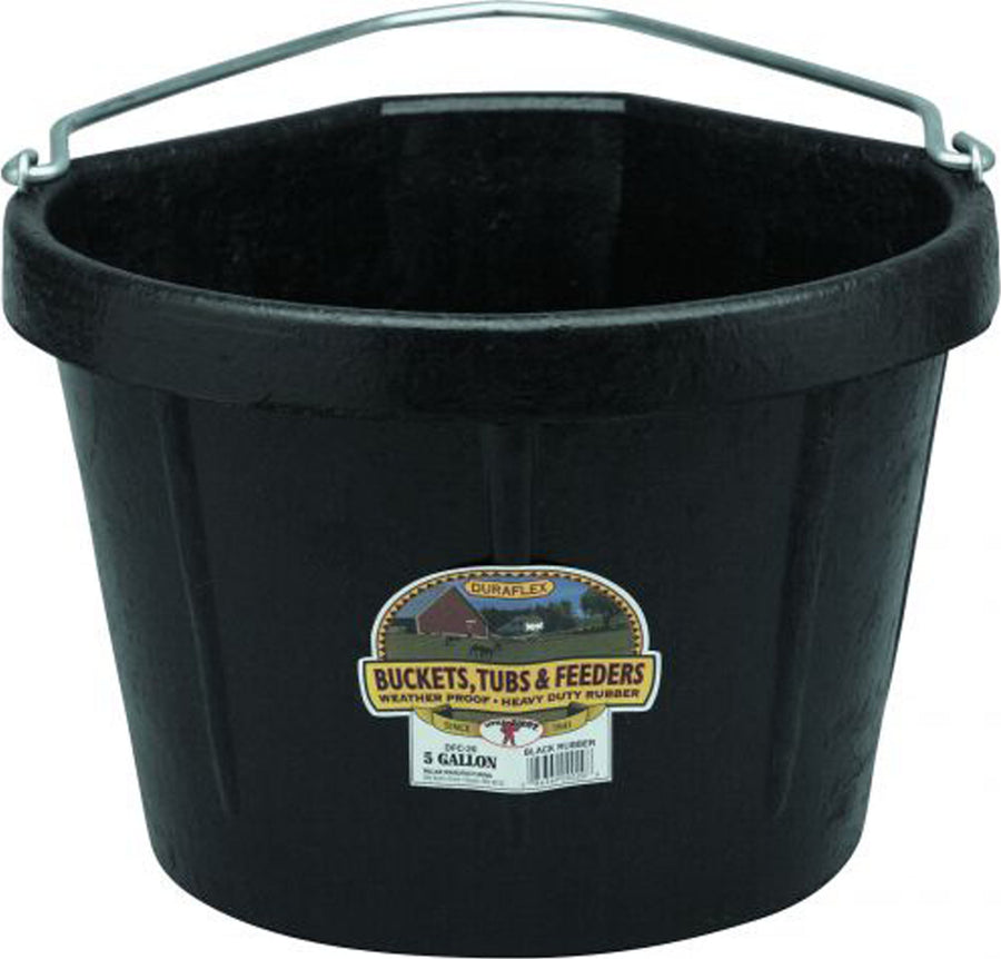 Little Giant Rubber Corner Bucket, Black, 5 gal - Wall & Corner Feeders