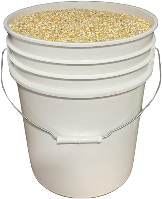 Cracked Corn for Chickens, Deer, Birds, and Many More Wildlife. (30 lb)