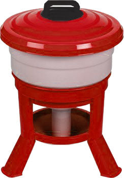 Little Giant Deluxe Dome Waterer Plastic, Red, 8 gal - Farm & Equine