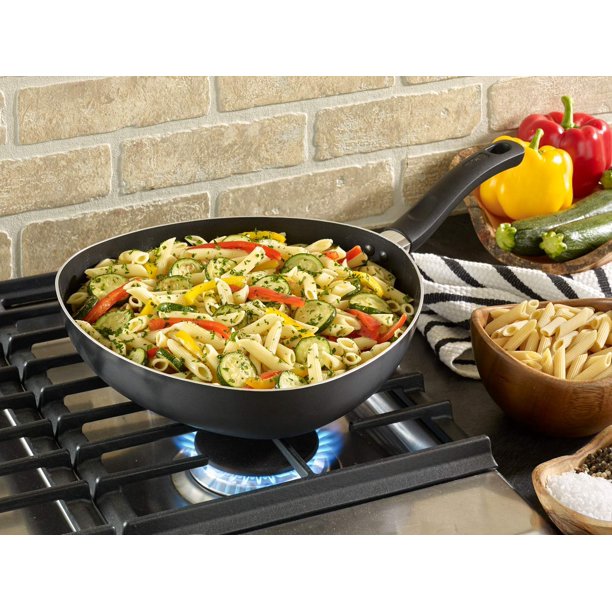 T-Fal B0300864 BLK 4 qt Triforce Non-Stick Easy Pour Pan