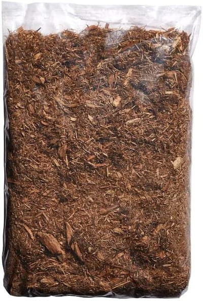 Peach Country Premium Cedar Chips (2 Cu. Ft.) - Cedar Mulch for Landscaping Areas